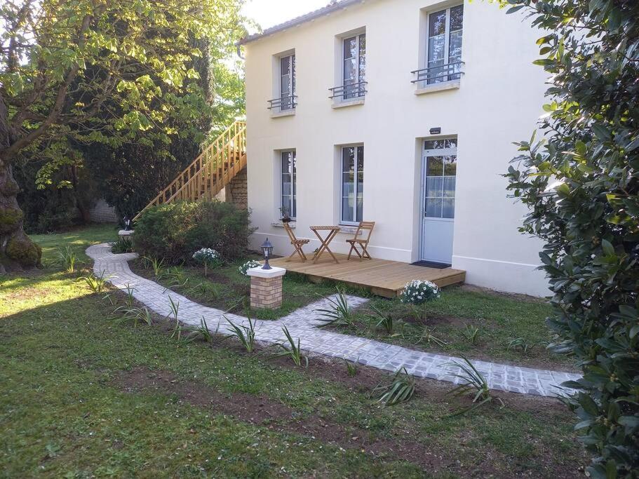 La Grelauderie 2 Apartamento Saintes Exterior foto
